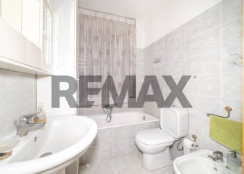 Bagno - Quadrilocale Via Provinciale per riposto
 
39, Acireale - foto 6