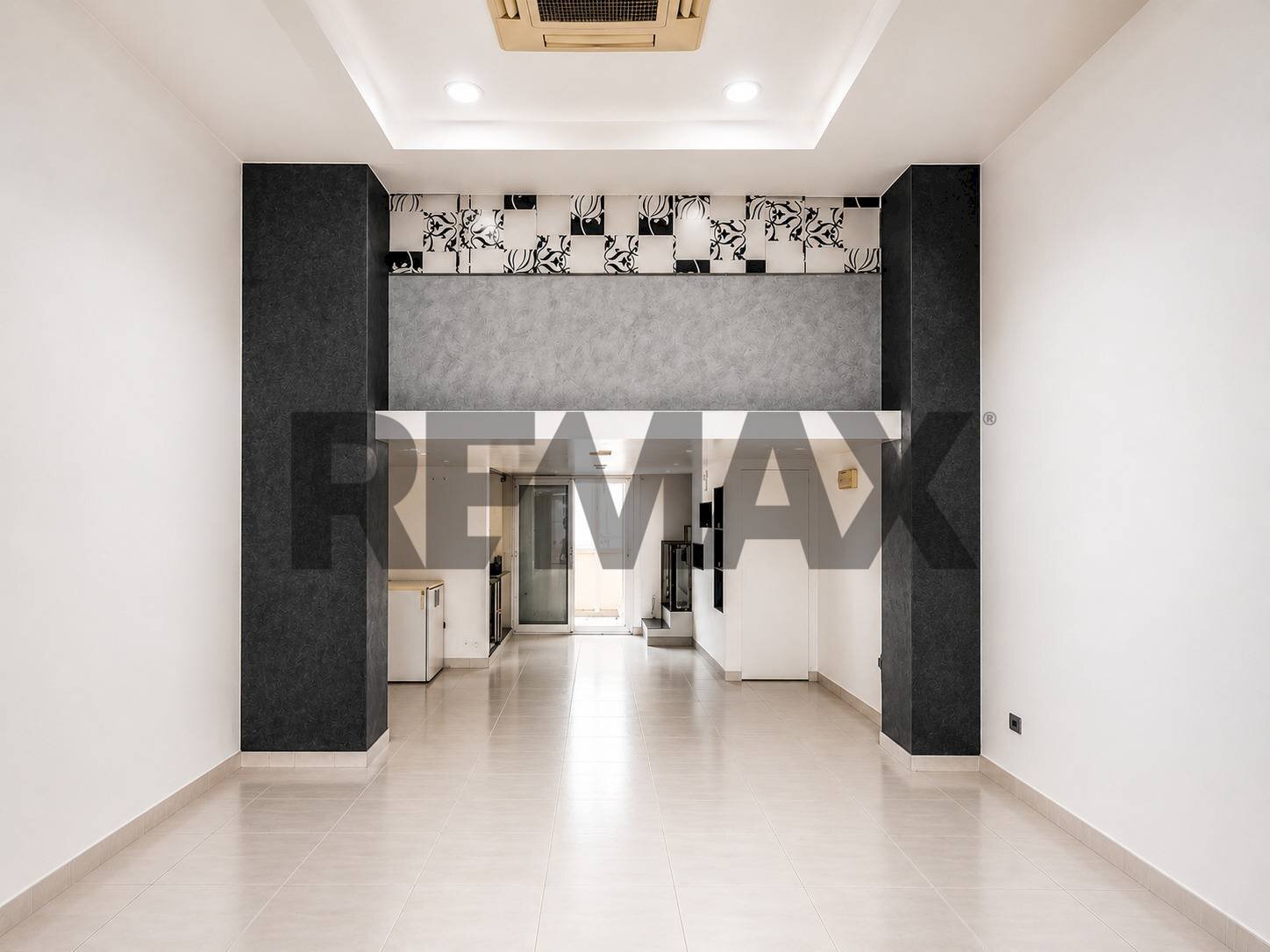 Stanza vuota - Commercial Premises Via Ludovico Ariosto
 
29 G, Acireale - photo 1