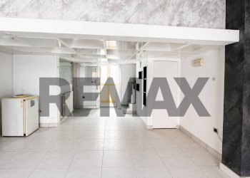 Stanza vuota - Commercial Premises Via Ludovico Ariosto
29 G, Acireale - photo 2