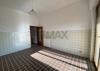 Stanza vuota - Apartment via Mameli angolo via francesco Crispi
 
7, Belpasso - photo 5