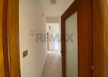 Hall / corridoio - Apartment via Mameli angolo via francesco Crispi
 
7, Belpasso - photo 18