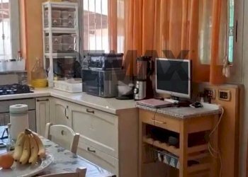 Ufficio - Semi-detached house Via Beatrice Di Tenda
 
10, Valverde - photo 27