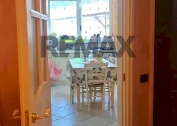 Hall / corridoio - Semi-detached house Via Beatrice Di Tenda
 
10, Valverde - photo 28