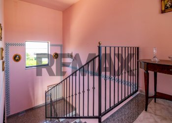 Scale - Semi-detached house Via Beatrice Di Tenda
 
10, Valverde - photo 30