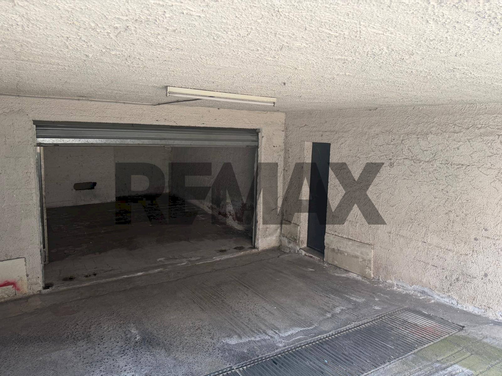 Parcheggio - Box Via Vittorio Emanuele III
 
80, Belpasso - photo 1