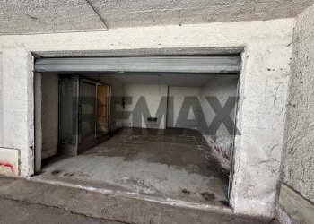 Parcheggio - Box Via Vittorio Emanuele III
 
80, Belpasso - photo 3