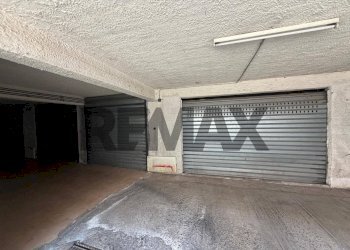 Parcheggio - Box Via Vittorio Emanuele III
 
80, Belpasso - photo 6
