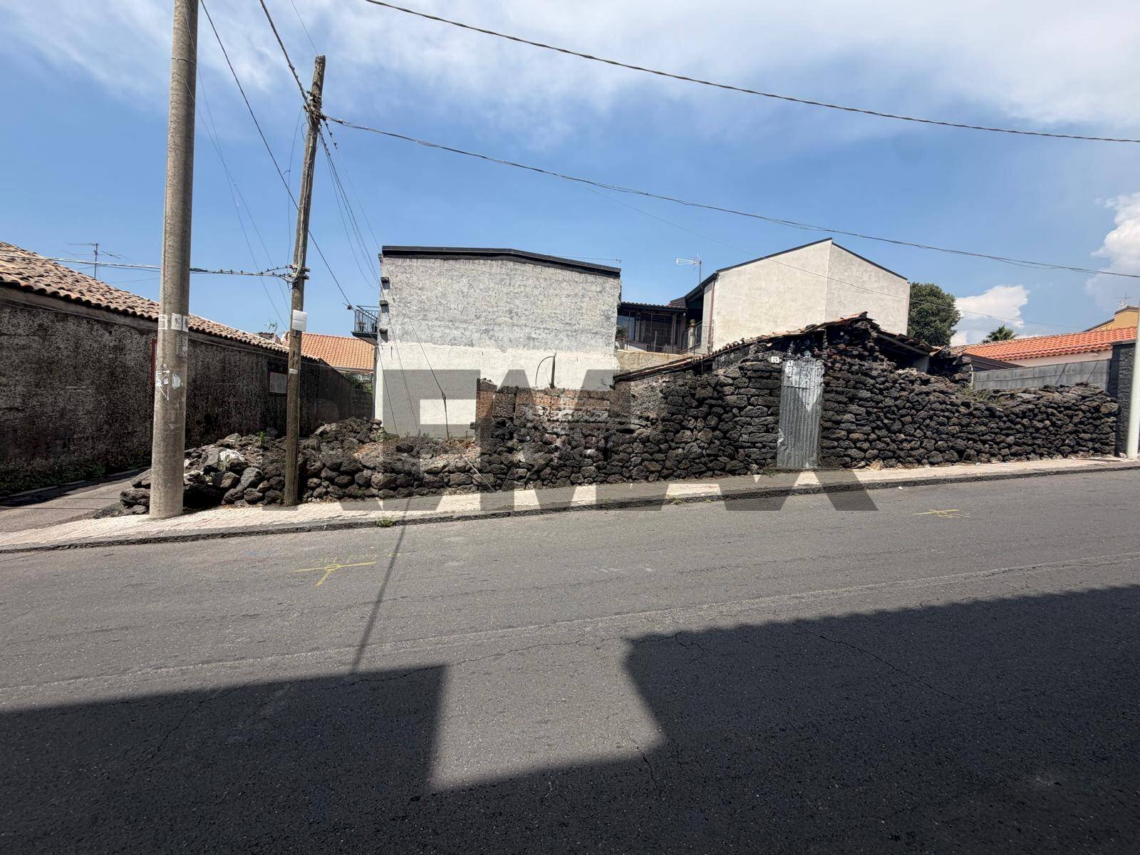 Casa all\'aperto - Terreno edificabile Via Regina Elena
 
75, Belpasso - foto 1