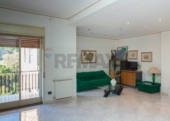 Soggiorno - Quadrilocale Via Liberazione
 
3, Lentini - foto 7