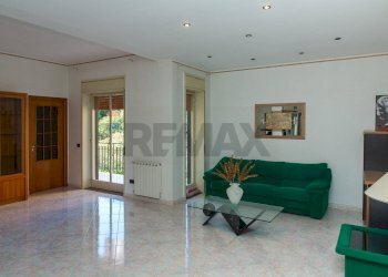 Soggiorno - Quadrilocale Via Liberazione
 
3, Lentini - foto 8