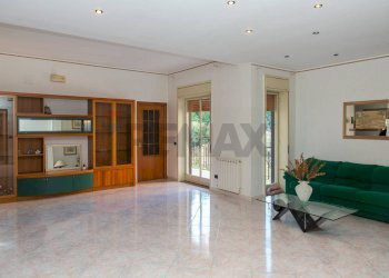 Soggiorno - Quadrilocale Via Liberazione
 
3, Lentini - foto 9