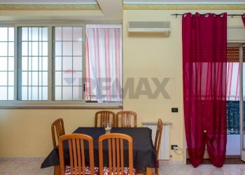 Sala da pranzo - Quadrilocale Via Liberazione
 
3, Lentini - foto 17