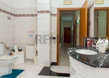 Bagno - Quadrilocale Via Liberazione
 
3, Lentini - foto 34