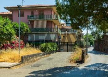 Casa all\'aperto - Quadrilocale Via Massimiliano Kolbe
 
25, Catania - foto 40