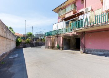 Edificio all\'aperto - Quadrilocale Via Massimiliano Kolbe
 
25, Catania - foto 46