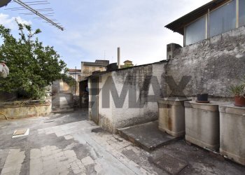 Casa all\'aperto - Casa indipendente Via Pietro Dell'Ova
 
248, Catania - foto 14