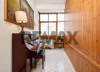 Hall / corridoio - Independent house Via Ota
 
14, Catania - photo 19