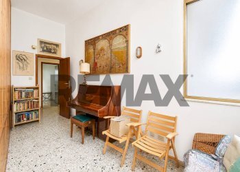 Soggiorno - Independent house Via Ota
 
14, Catania - photo 26