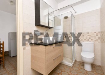 Bagno - Independent house Via Ota
 
14, Catania - photo 28