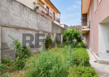 Giardino - Independent house Via Ota
 
14, Catania - photo 36