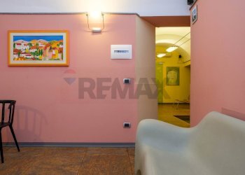 Hall / corridoio - Commercial Premises Via Nino Martoglio
 
6, Catania - photo 20