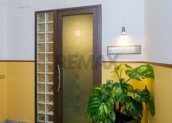 Hall / corridoio - Commercial Premises Via Nino Martoglio
 
6, Catania - photo 22
