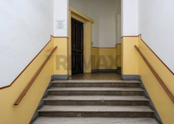 Ricezione / Lobby - Commercial Premises Via Nino Martoglio
 
6, Catania - photo 23