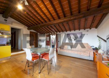 Sala da pranzo - Trilocale corso italia
 
35, San Giovanni Valdarno - foto 3