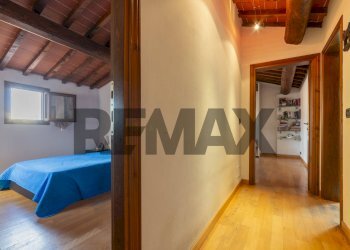 Hall / corridoio - Trilocale corso italia
 
35, San Giovanni Valdarno - foto 10