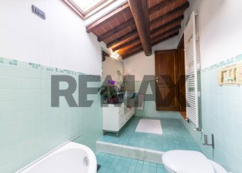 Bagno - Trilocale corso italia
 
35, San Giovanni Valdarno - foto 17