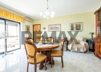 Sala da pranzo - Attico Via   Roma
 
356, Scaletta Zanclea - foto 20