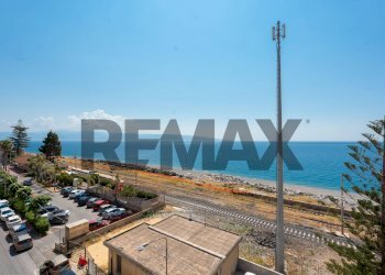 Vista dell\'acqua - Attico Via   Roma
 
356, Scaletta Zanclea - foto 33