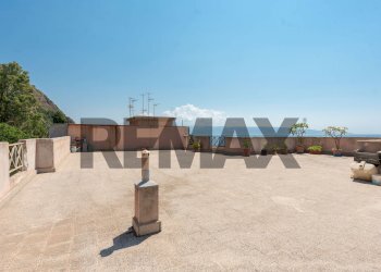 Terrazza - Attico Via   Roma
 
356, Scaletta Zanclea - foto 39