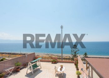 Vista dell\'acqua - Attico Via   Roma
 
356, Scaletta Zanclea - foto 40