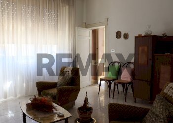Soggiorno - Casa indipendente Via Giuseppe Garibaldi
 
267, Canicattini Bagni - foto 5