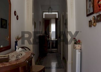 Hall / corridoio - Casa indipendente Via Giuseppe Garibaldi
 
267, Canicattini Bagni - foto 8