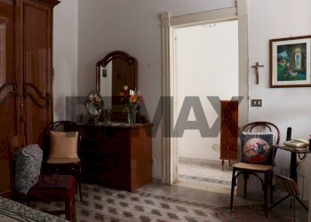Hall / corridoio - Casa indipendente Via Giuseppe Garibaldi
 
267, Canicattini Bagni - foto 10