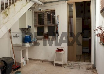 Lavanderia - Casa indipendente Via Giuseppe Garibaldi
 
267, Canicattini Bagni - foto 18