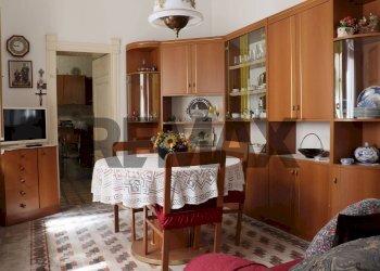 Sala da pranzo - Casa indipendente Via Giuseppe Garibaldi
 
267, Canicattini Bagni - foto 29