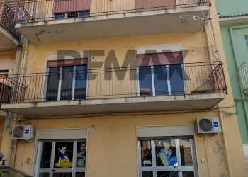 Edificio all\'aperto - Four-room apartment via paratore
 
31, Milazzo - photo 1