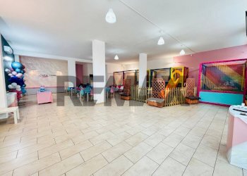 Soggiorno - Attività Commerciale Via Polibio
18, Siracusa - foto 11