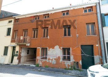 Edificio all\'aperto - Independent house Via Samuele Donatoni
 
snc, Rovigo - photo 3
