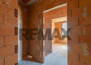 Hall / corridoio - Casa indipendente Via Bartolo
 
61, Pachino - foto 28