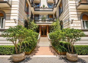 Edificio all\'aperto - Office Via Carlo Poerio
 
89, Napoli - photo 17