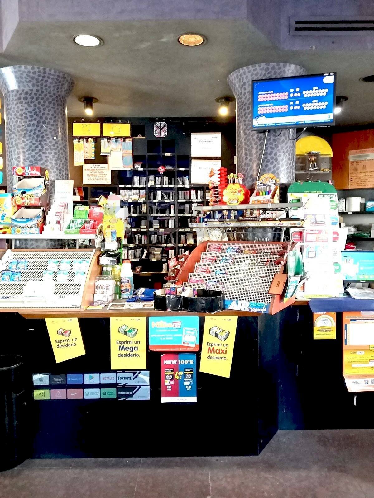 Dispensa di stoccaggio - Attività Commerciale Viale Buonarroti
8/B, Novara - foto 2