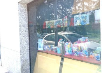 Edificio all\'aperto - Attività Commerciale Viale Buonarroti
8/B, Novara - foto 5