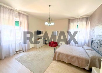 Camera / camera da letto - Four-room apartment Via Bainsizza
 
14, Foggia - photo 8