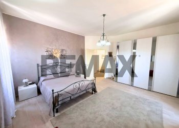 Camera / camera da letto - Four-room apartment Via Bainsizza
 
14, Foggia - photo 9