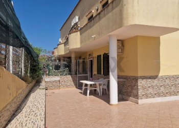 esterno - Three-room apartment Contrada Chiesola
 
snc, Vieste - photo 15