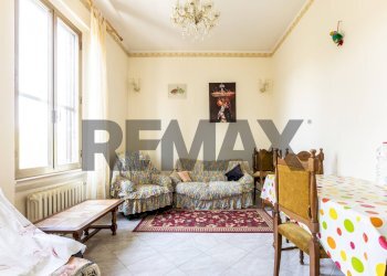 Sala da pranzo - Trilocale Via Salvo d'Acquisto
42, Salsomaggiore Terme - foto 2